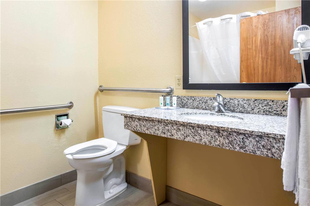 Quality Inn & Suites Brandenburg Fort Knox - photo 24