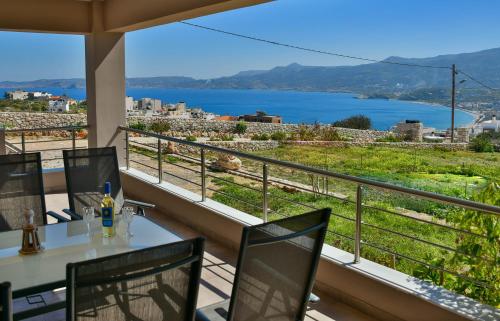 Sitia Bay View Villa Apartment — 4-Star Luxury Hotel in Sitia, Greece