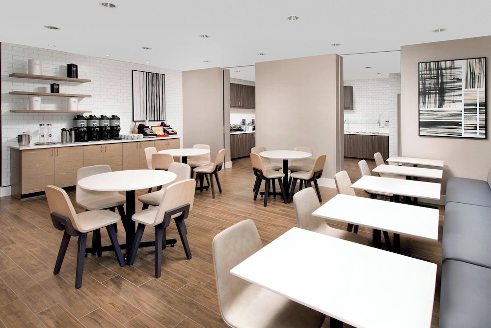 Residence Inn by Marriott Denver Airport Convention Center - photo 34