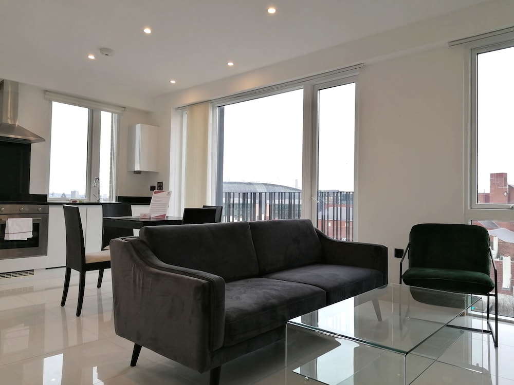 Oakwood Euston - carbon neutral hotel in London