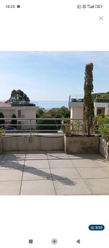 2 Pieces Terrasse Vue Mer Piscine Parking in Sainte-Maxime, France