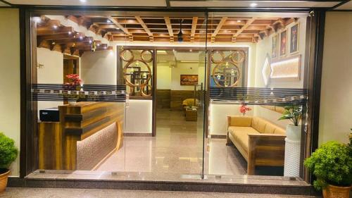 Pooja Inn in Guruvayur, India