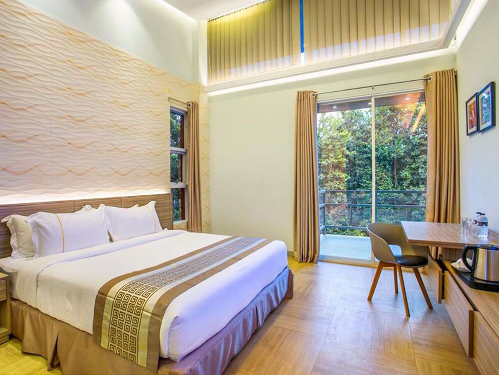 Sarah Resort — hotel in Dhaka