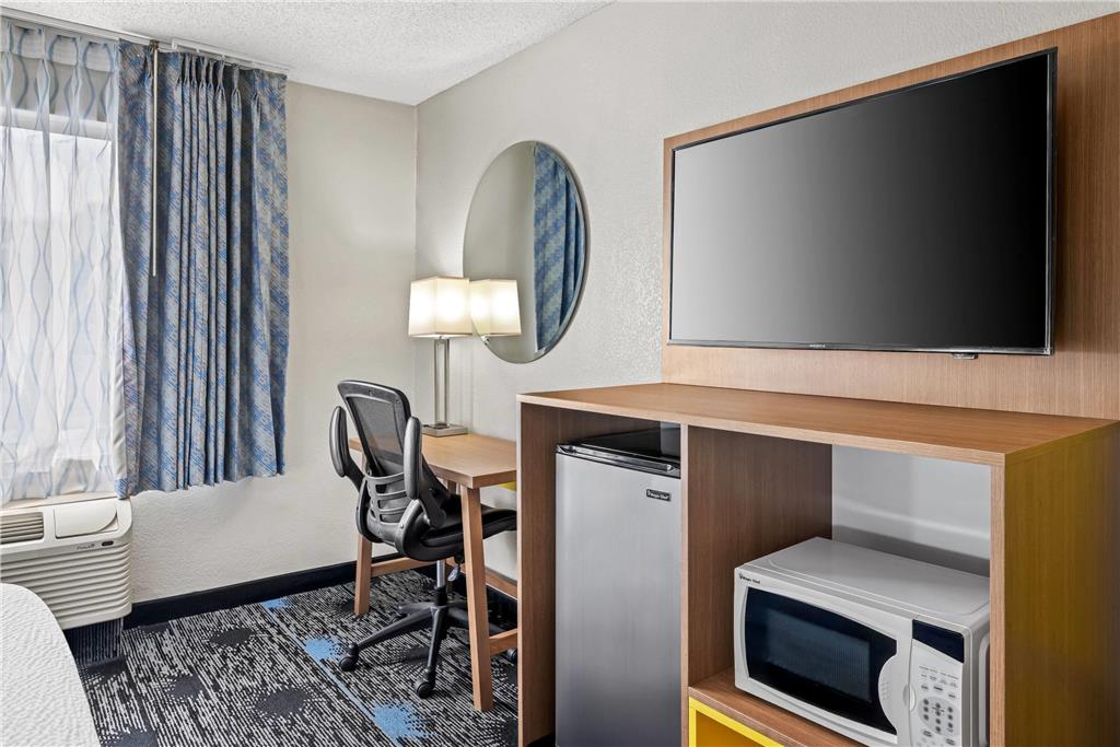Days Inn by Wyndham Chattanooga Hamilton Place - photo 29