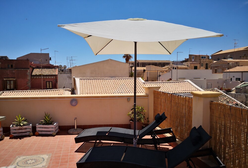 La Terrazza sul Vicolo Della Giudecca by Wonderful Italy — 4-Star Luxury Hotel in Siracusa, Italy