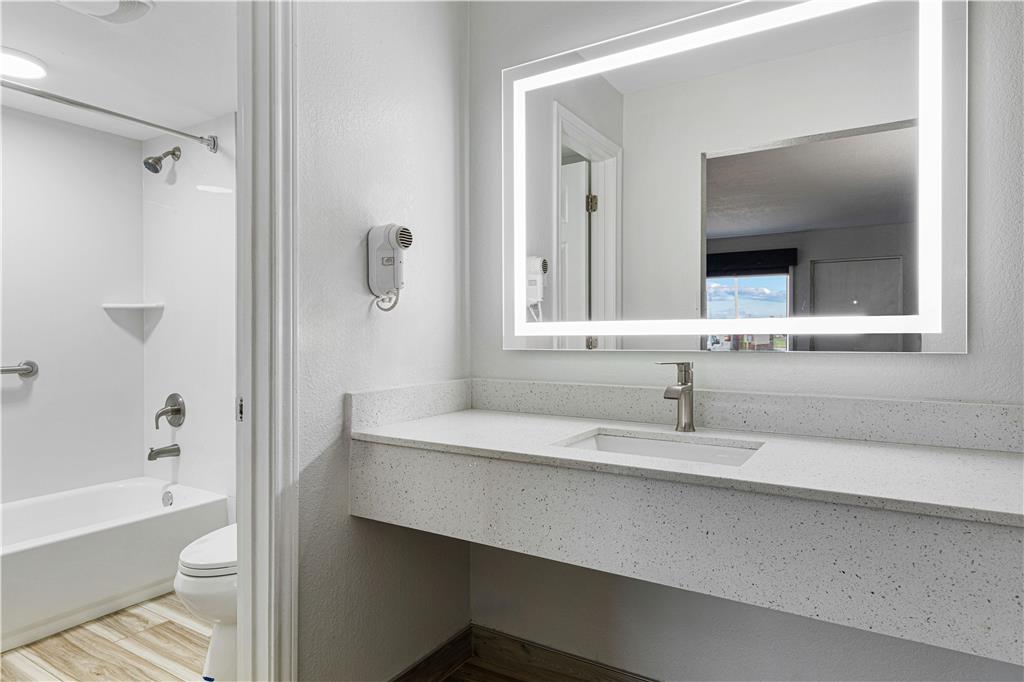 Best Western Canton Inn - photo 24