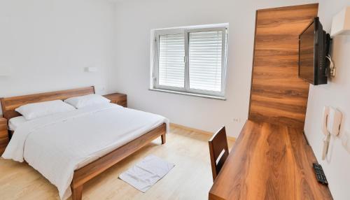 Prenočišča Kogoj — 4-Star Luxury Hotel in Miren, Slovenia