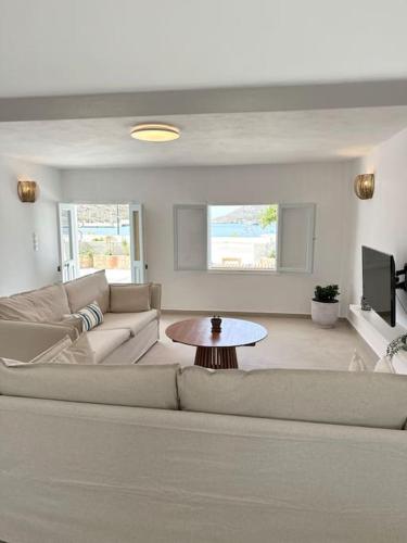 Noema Seafront House Lipsi — 4-Star Luxury Hotel in Leipsoi, Greece