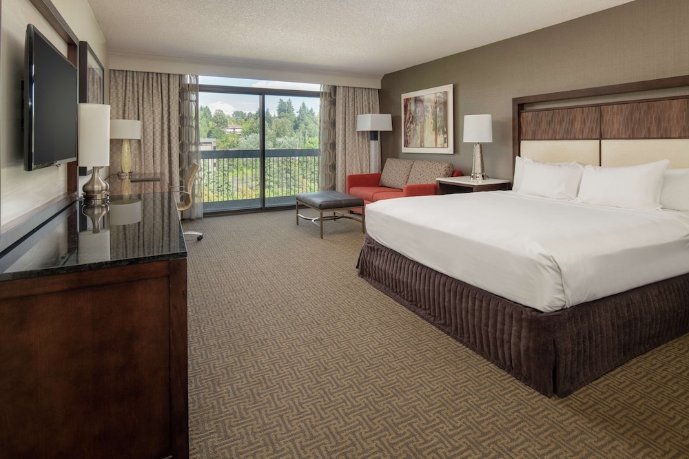 Hilton Bellevue - photo 19