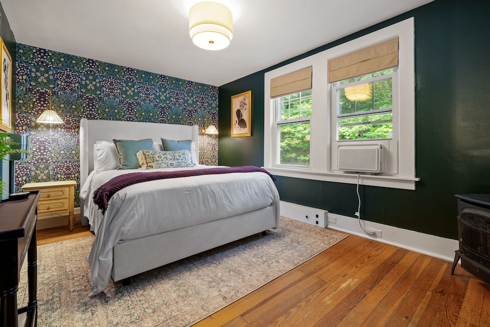The Aurora Inn & Cottages - photo 38