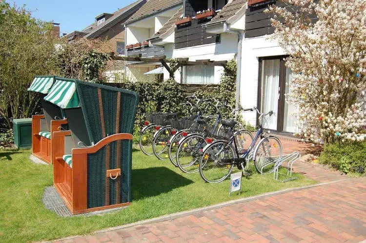 Pension zur Perle — 4-Star Luxury Hotel in Busum, Germany