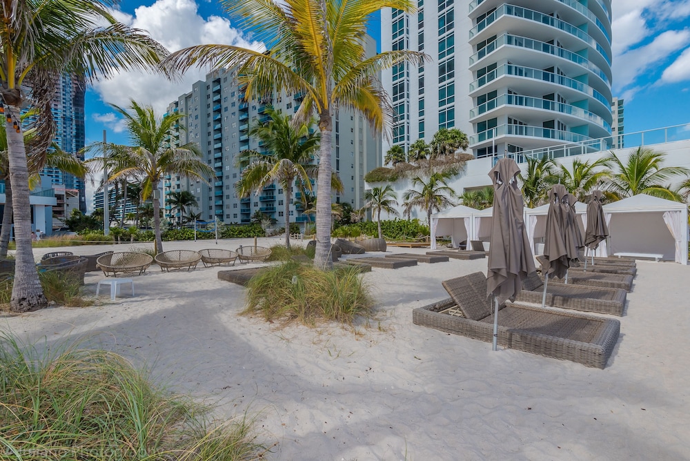 Private Ocean Condos Hyde Beach Resort - photo 109
