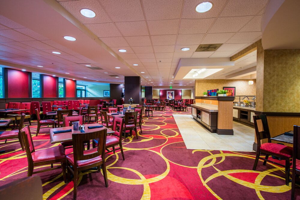 Hotel Elegante Conference & Event Center Colorado Springs - photo 33