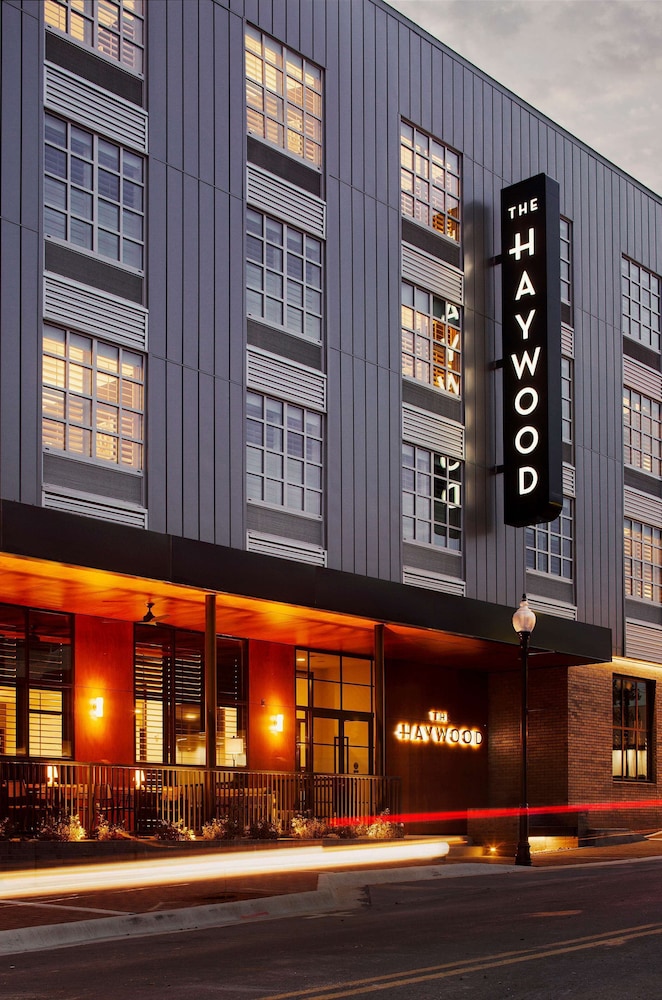 The Haywood El Dorado Tapestry Collection by Hilton - photo 38