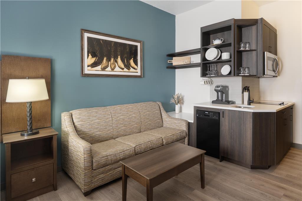Best Western Plus Frontier Inn - photo 21