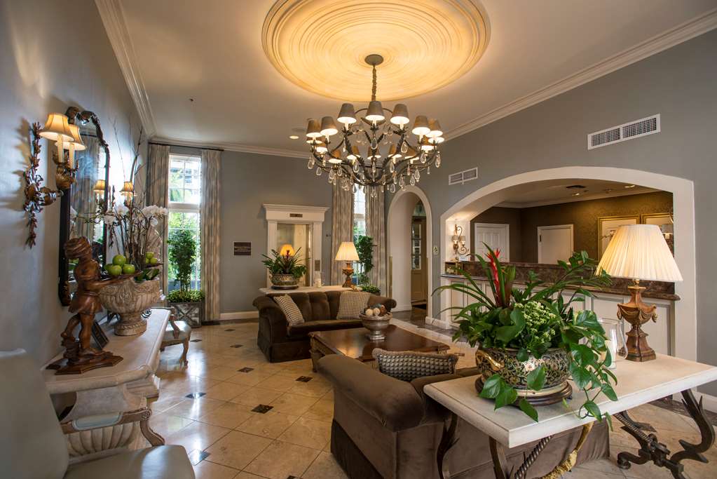 Bienville House Hotel - photo 6