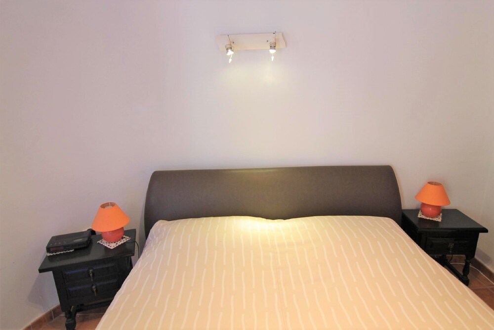 Maryvilla 0129 — Calp — photo 4