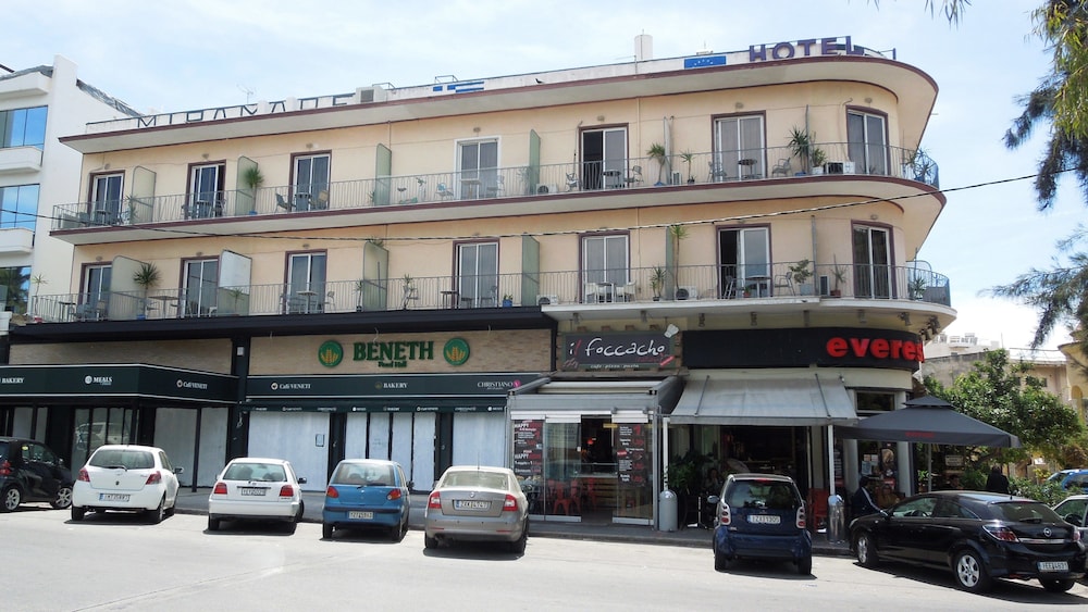 Miramare - carbon neutral hotel in Voula