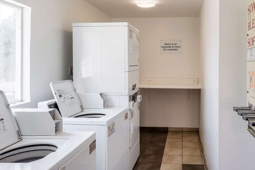 Motel 6 Bakersfield CA East - photo 27