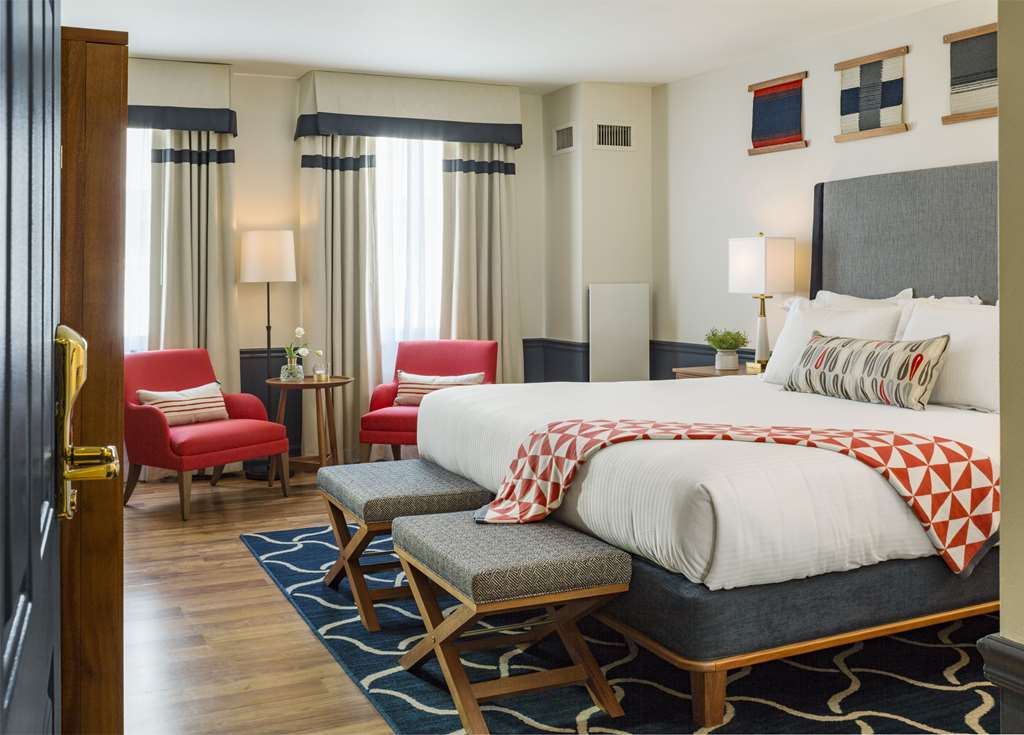 Portland Harbor Hotel - photo 10