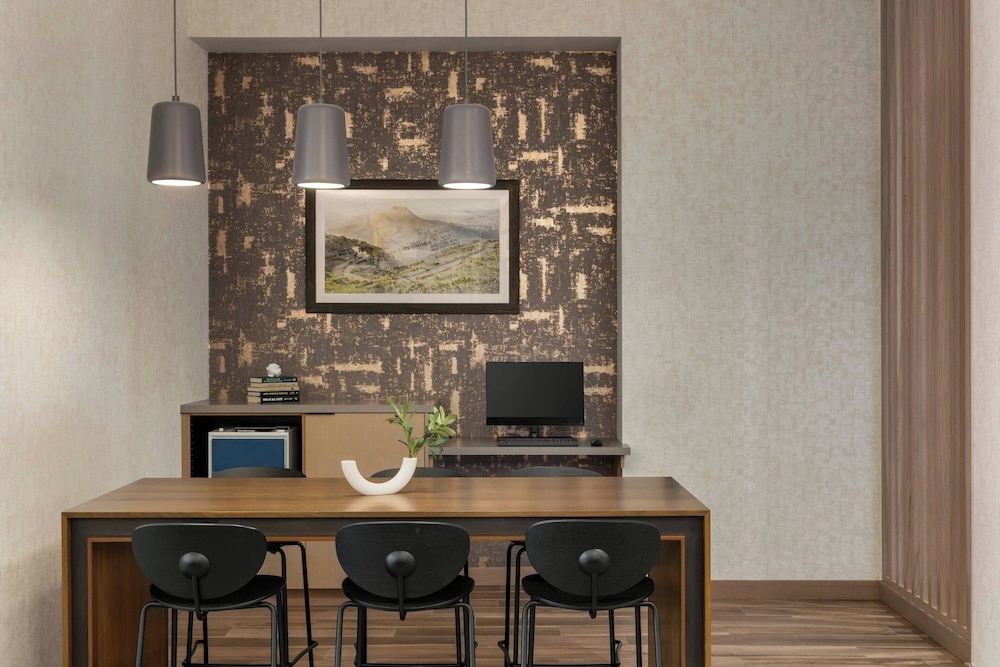 SpringHill Suites by Marriott San Luis Obispo - photo 40