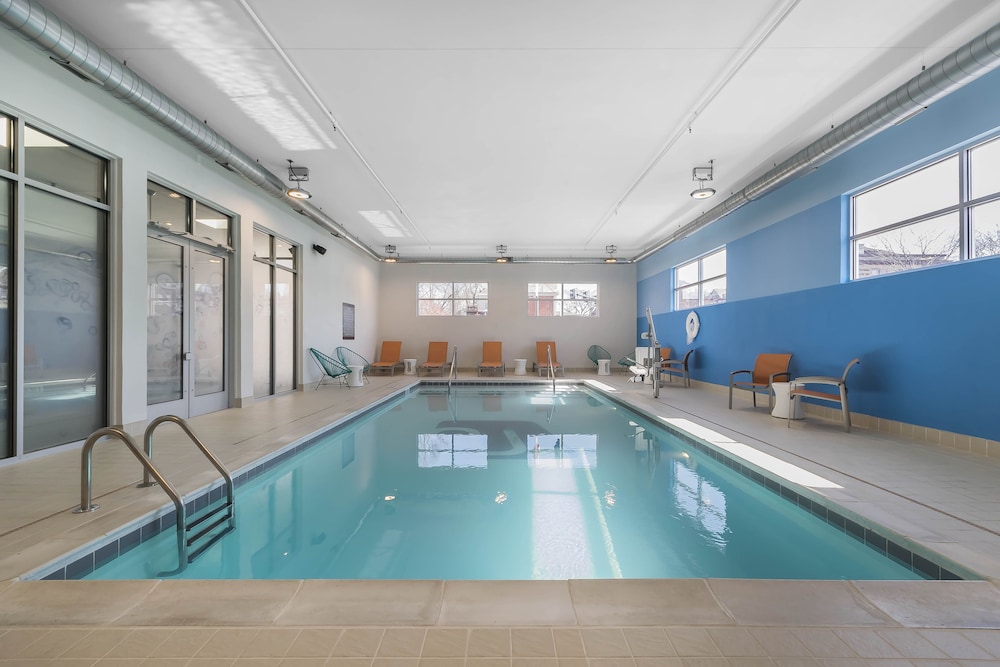 Aloft Newport On The Levee - photo 15