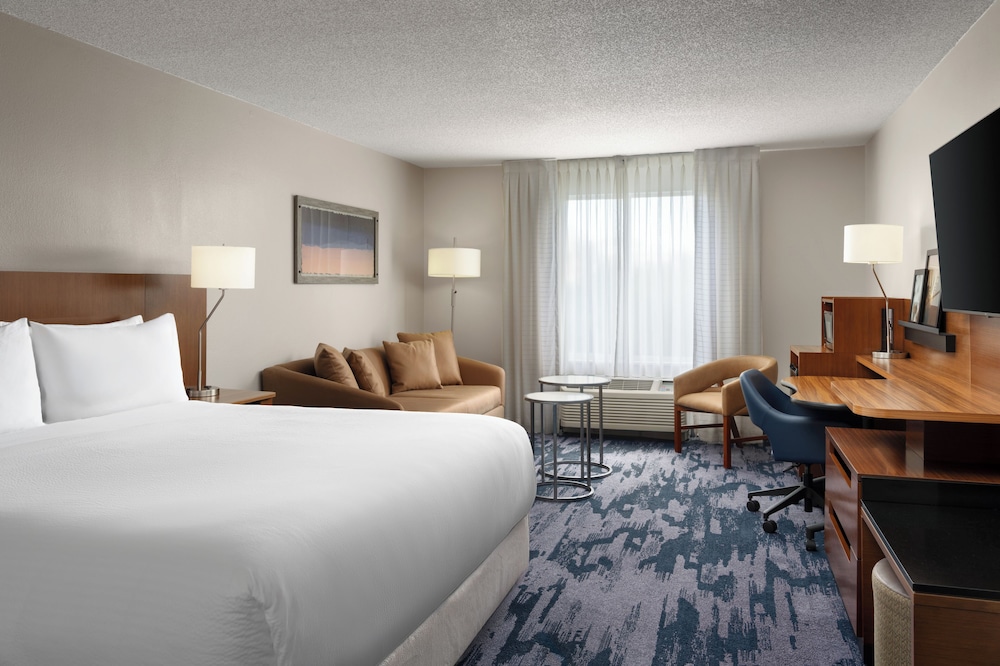 Fairfield Inn By Marriott Orlando Airport - photo 6
