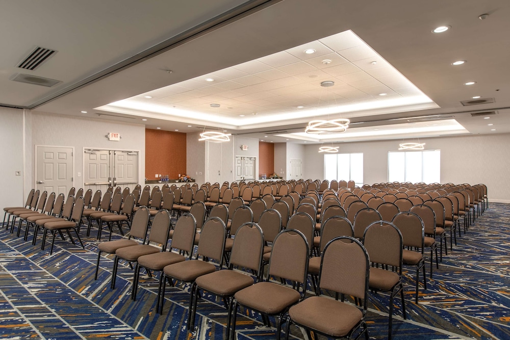 Hilton Garden Inn Lynchburg - photo 55