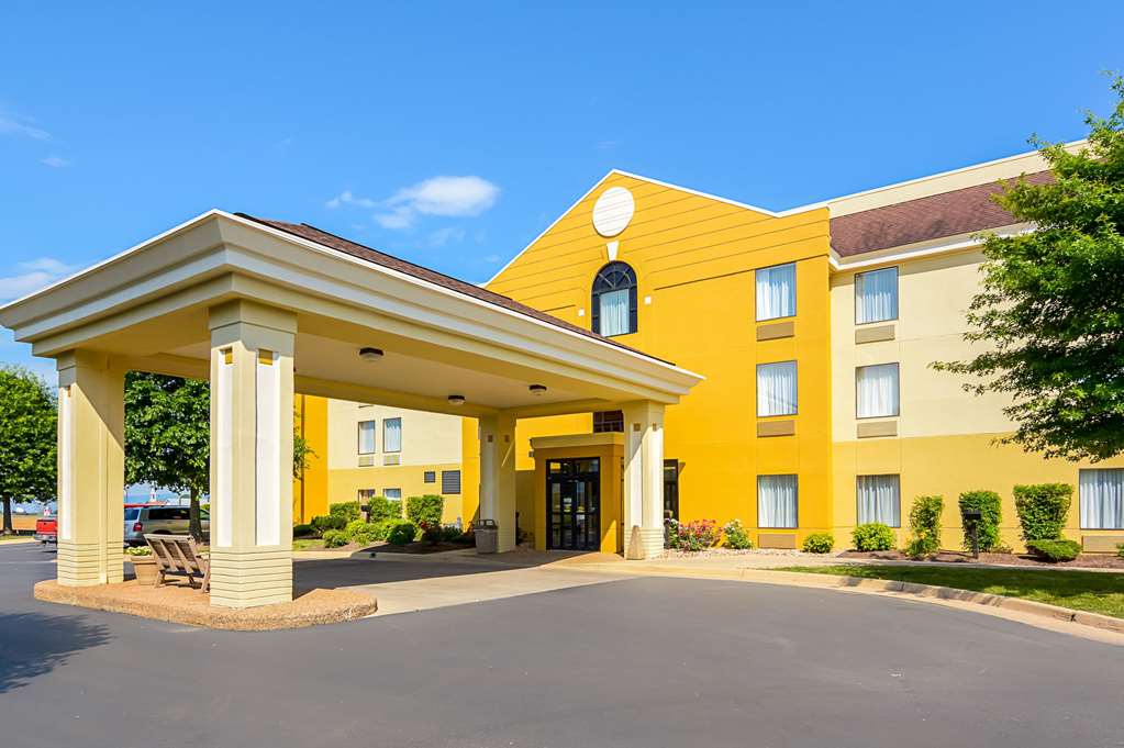 Comfort Inn Woodstock Shenandoah - photo 2