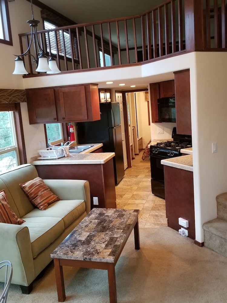 Lakeview Terrace Resort - photo 34