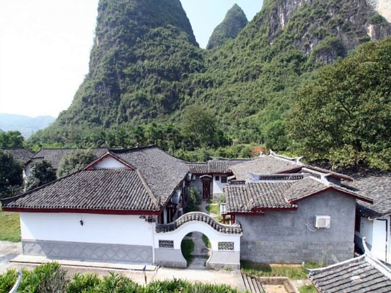 Mountain View Retreat - carbon neutral hotel in Yangshuo