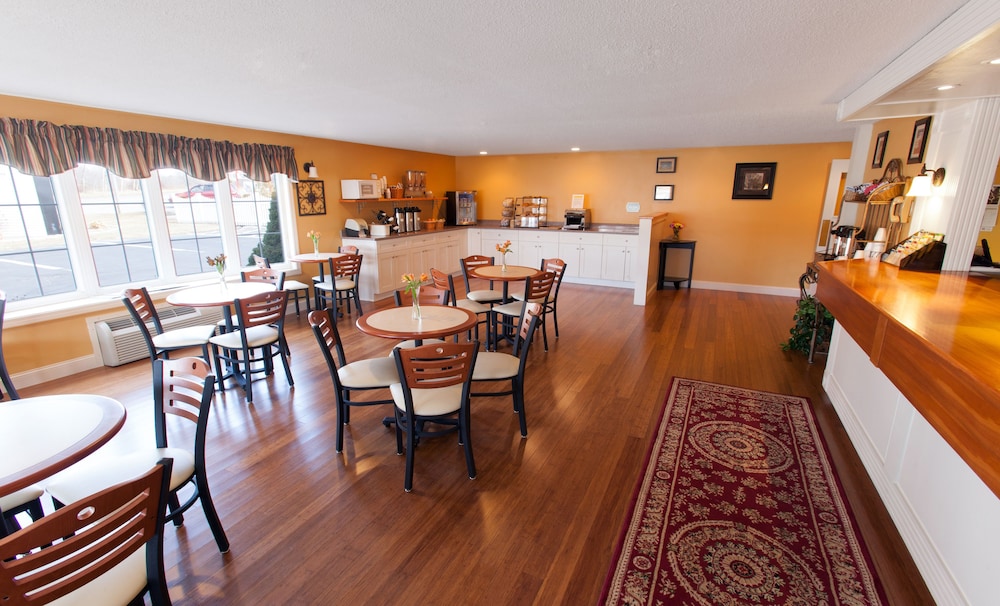 Coachman Inn - photo 41