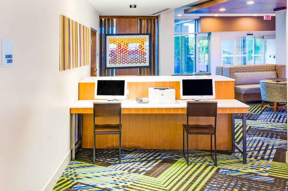 Holiday Inn Express & Suites Russellville by IHG - photo 22