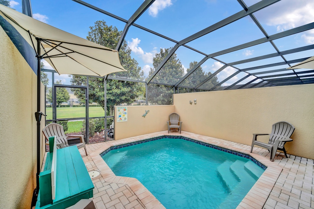 Townhome near Disney with pool Magic and Fun at Windsor — 4-Star Luxury Hotel in Orlando, United States