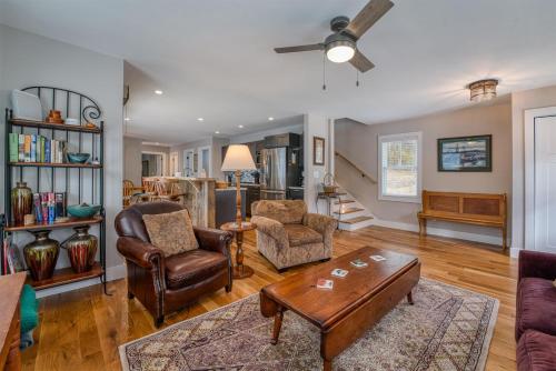 Rosie`s Retreat in Brevard, United States