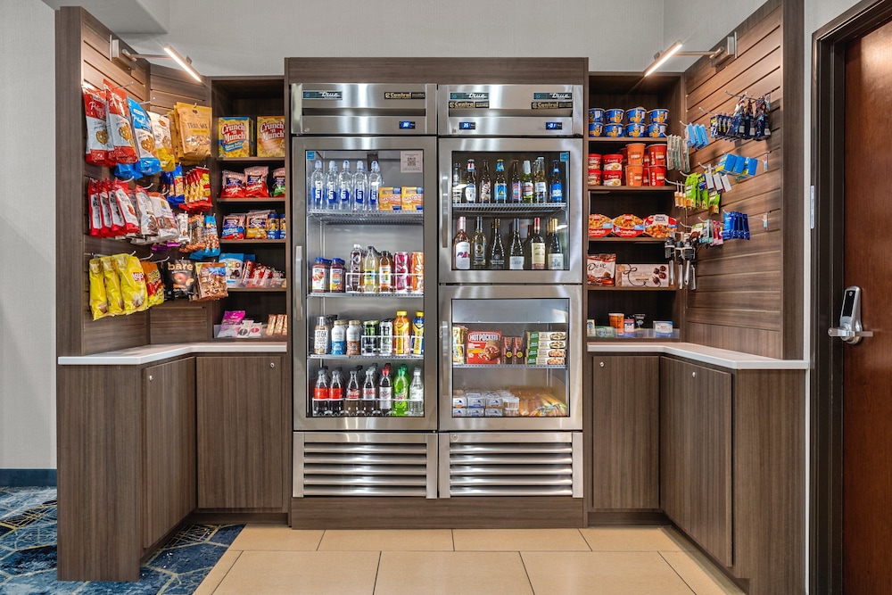 Holiday Inn Express Wenatchee by IHG - photo 37
