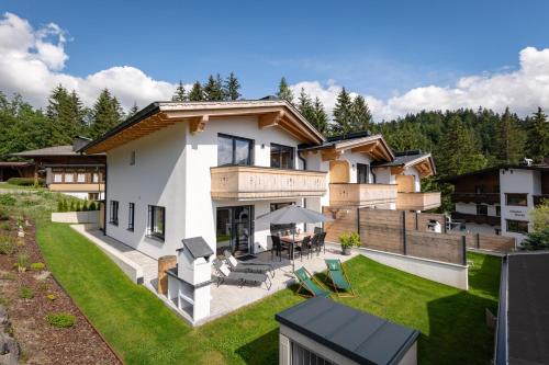 Ferienhäuser Kaiserluft Chalet — 4-Star Luxury Hotel in Scheffau Am Wilden Kaiser, Austria