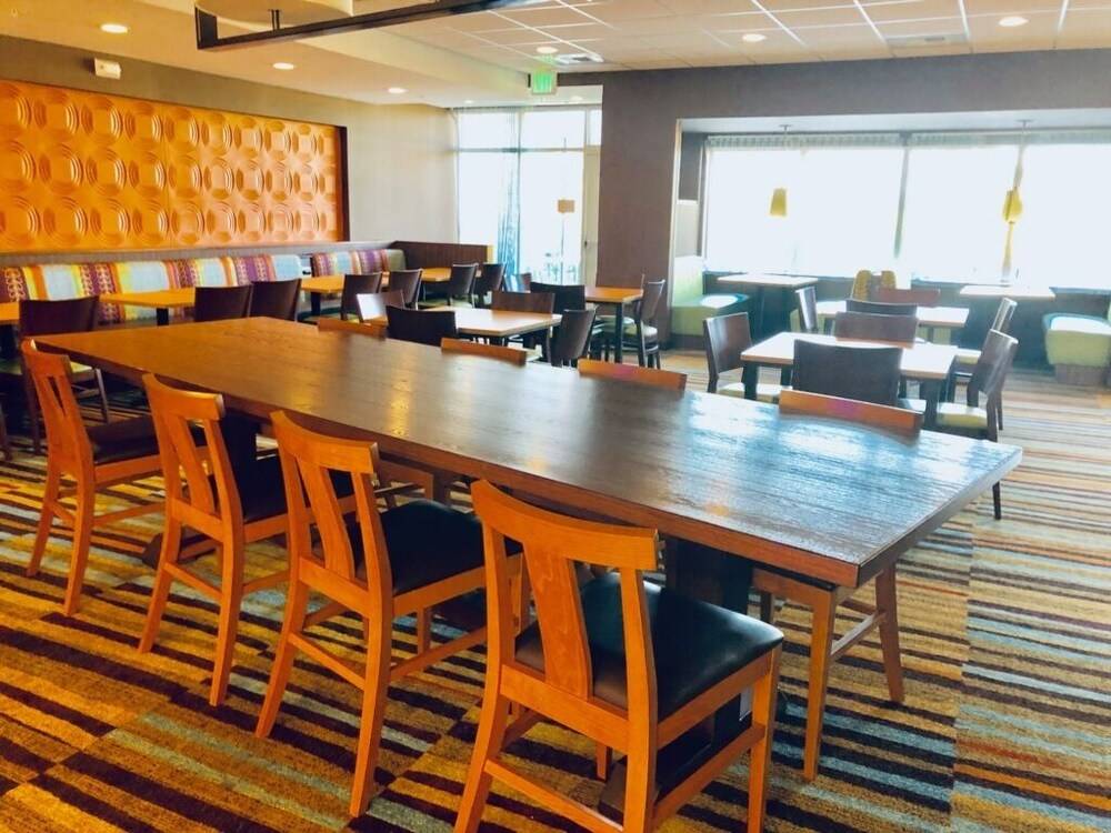 Fairfield Inn & Suites by Marriott Eugene East Springfield - photo 34
