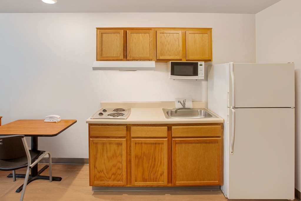 WoodSpring Suites Harlingen - photo 10