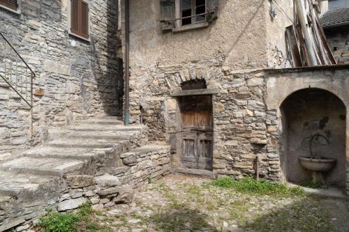 La corte antica di Laglio — Laglio — photo 3