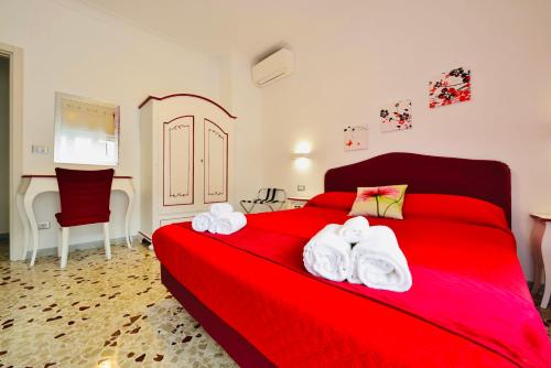 Floral Holiday — 4-Star Luxury Hotel in Minori, Italy