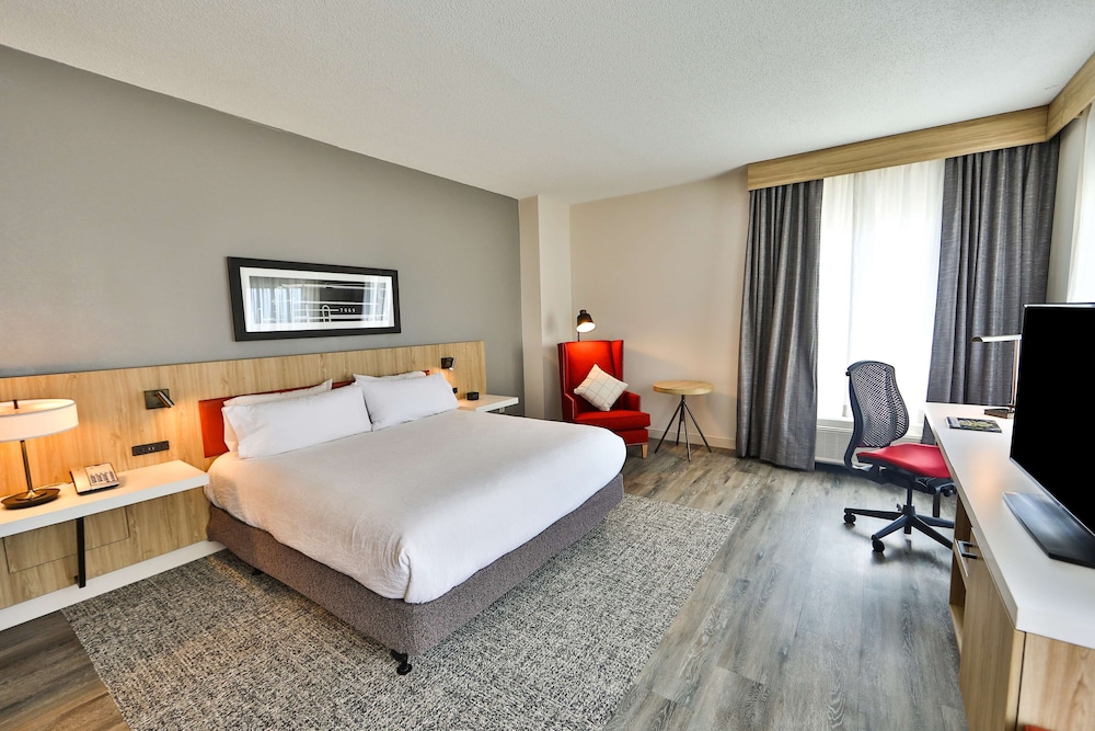 Hilton Garden Inn Savannah Historic District - photo 27