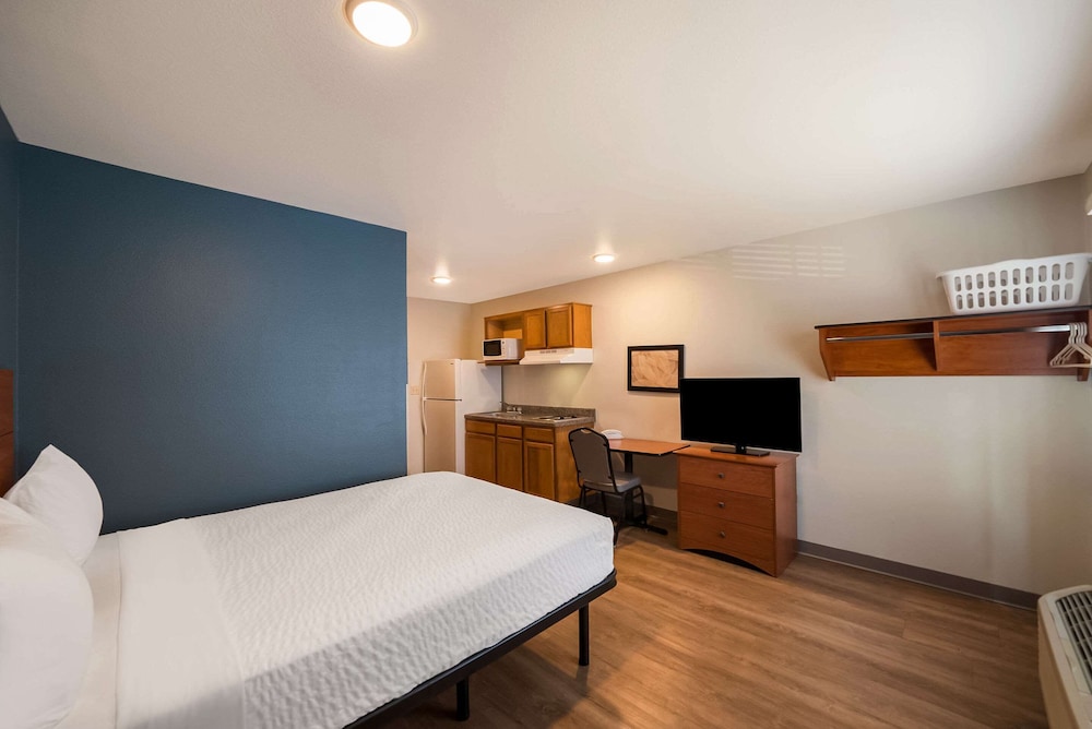 WoodSpring Suites Fort Worth Fossil Creek - photo 22