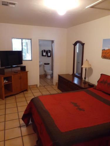 Stagecoach Suites - photo 12