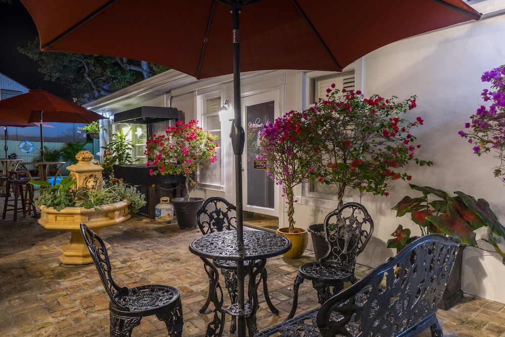 Duval Inn - photo 85
