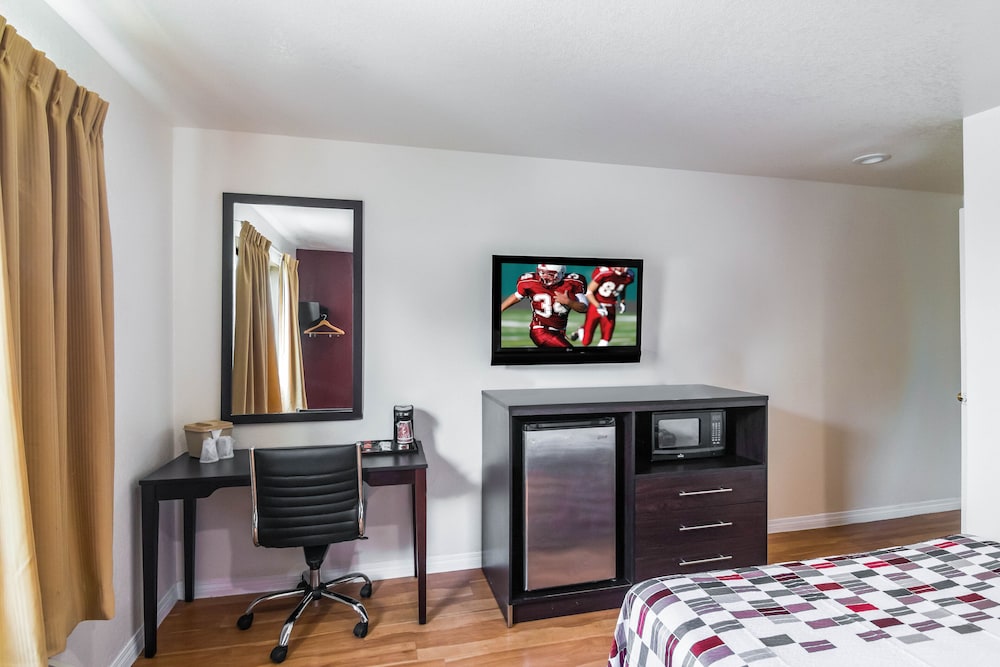 Red Roof Inn Palmdale Lancaster - photo 7