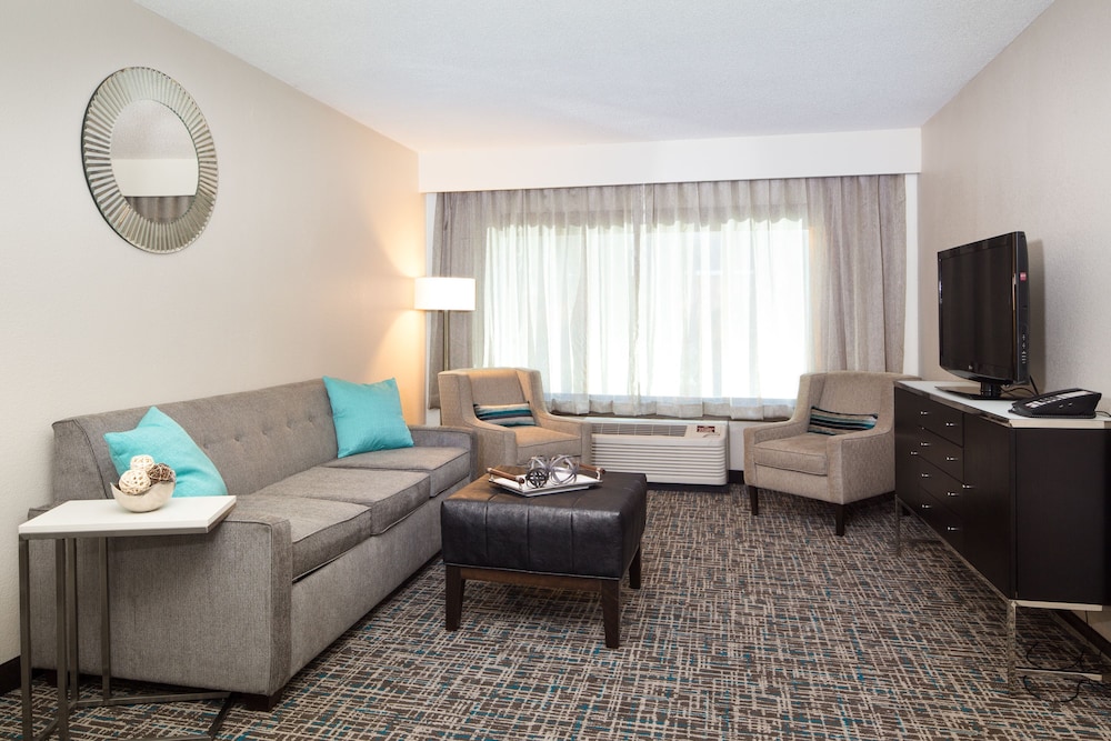 Crowne Plaza Memphis Downtown by IHG - photo 9