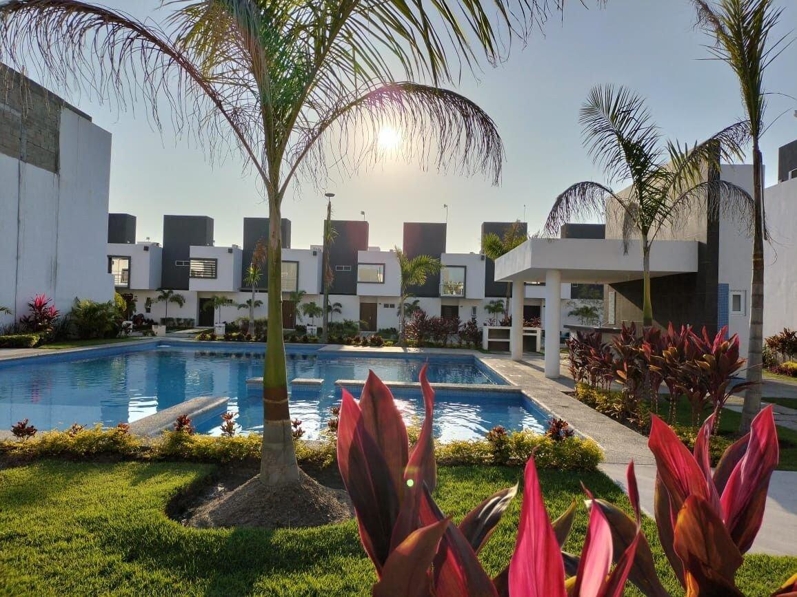 Casa con alberca cerca de playas Riviera Nayarit — 4-Star Luxury Hotel in Los Algodones, Mexico