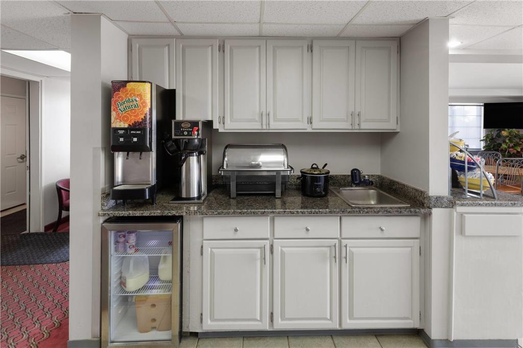 Days Inn by Wyndham Mountain Home - photo 44