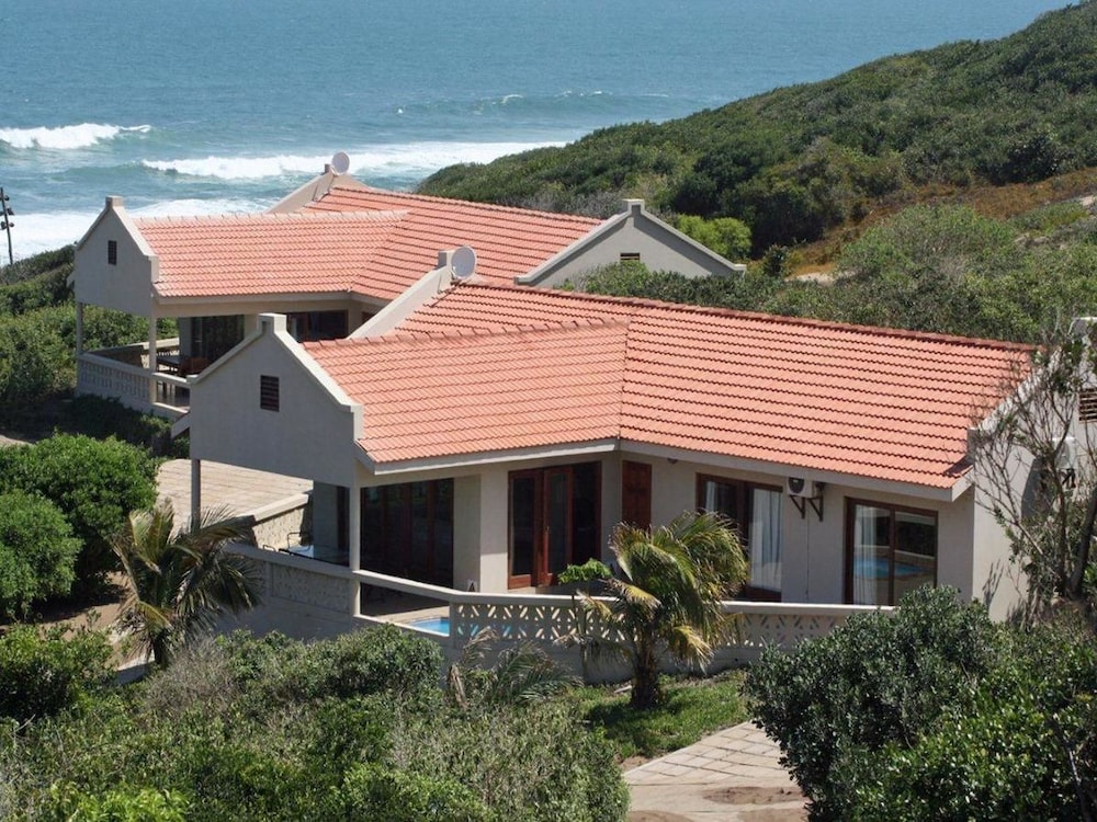 Go Wild Beach Resort in Xai-Xai, Mozambique